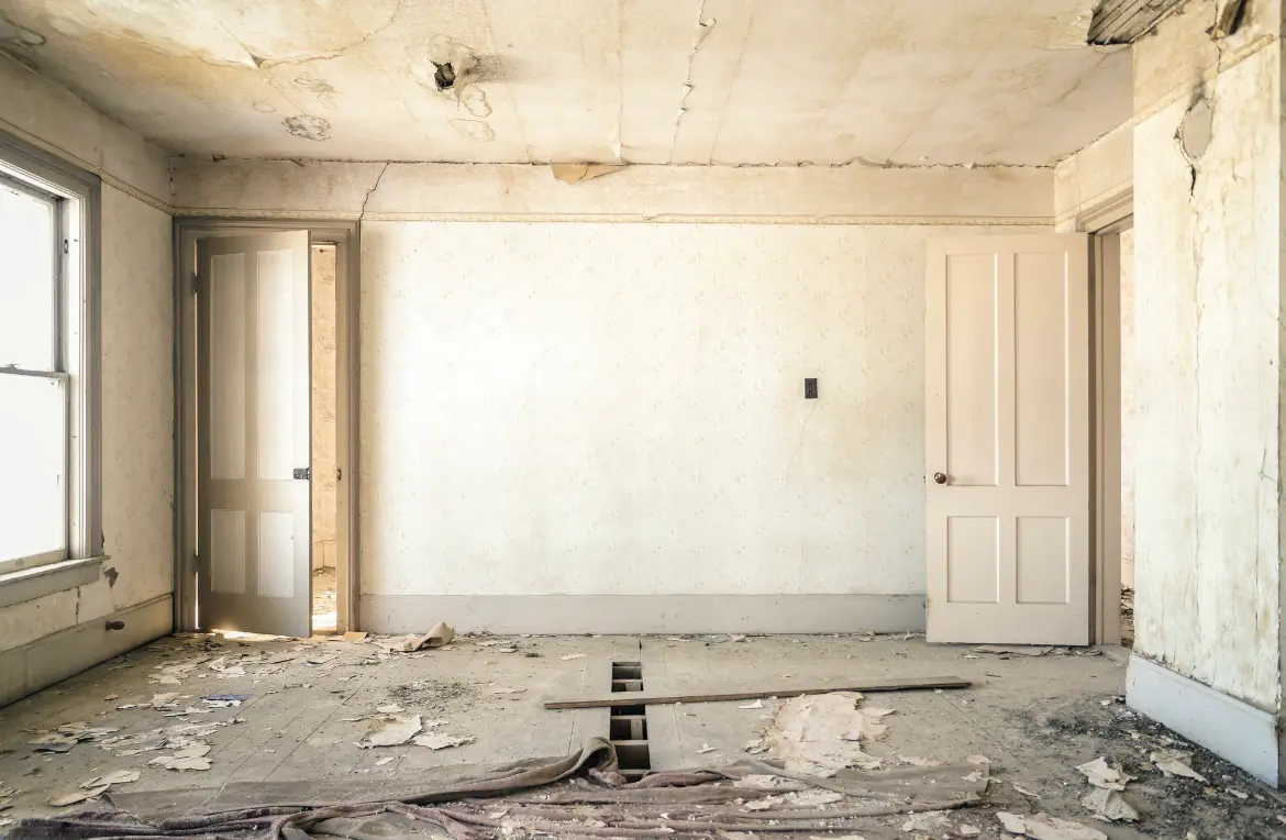 Waste disposal crew managing a cleanout project in Allentown